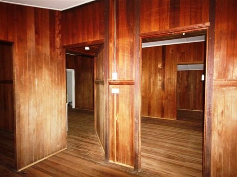 89 Robertson Street, Railway Estate QLD 4810