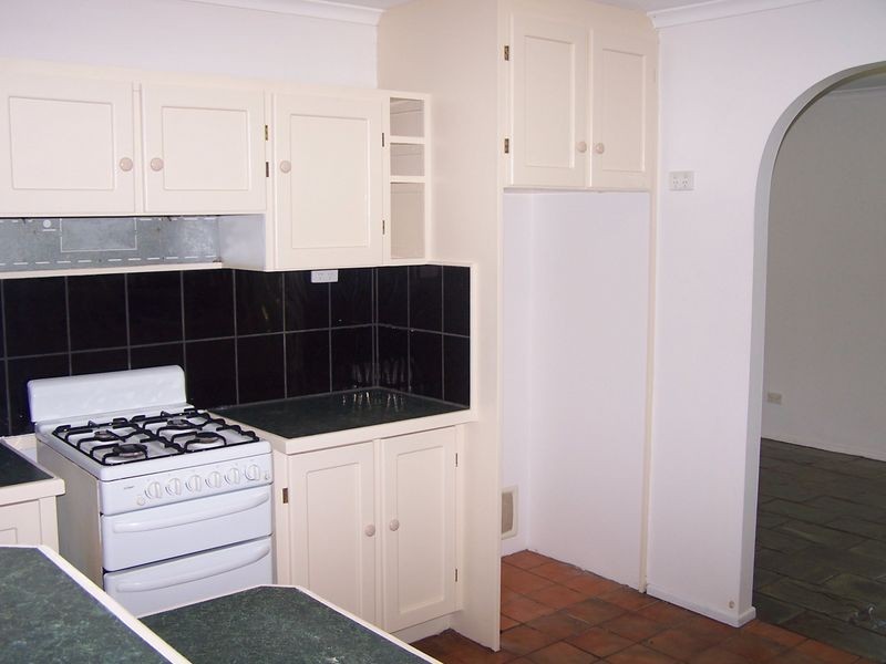 4 Palamino Place, Kelso QLD 4815