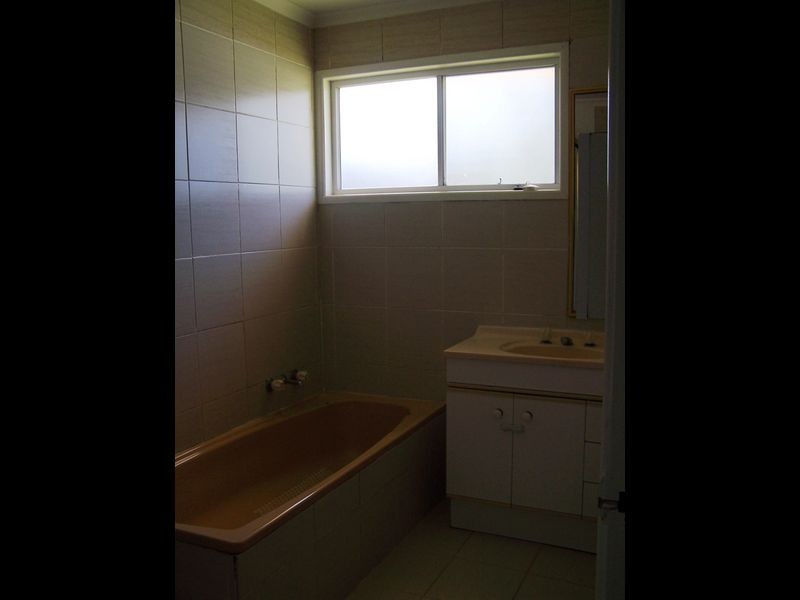 4 Palamino Place, Kelso QLD 4815