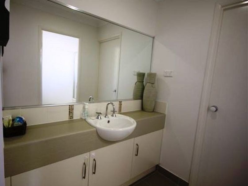 2 Panicum Close, Bohle Plains QLD 4817