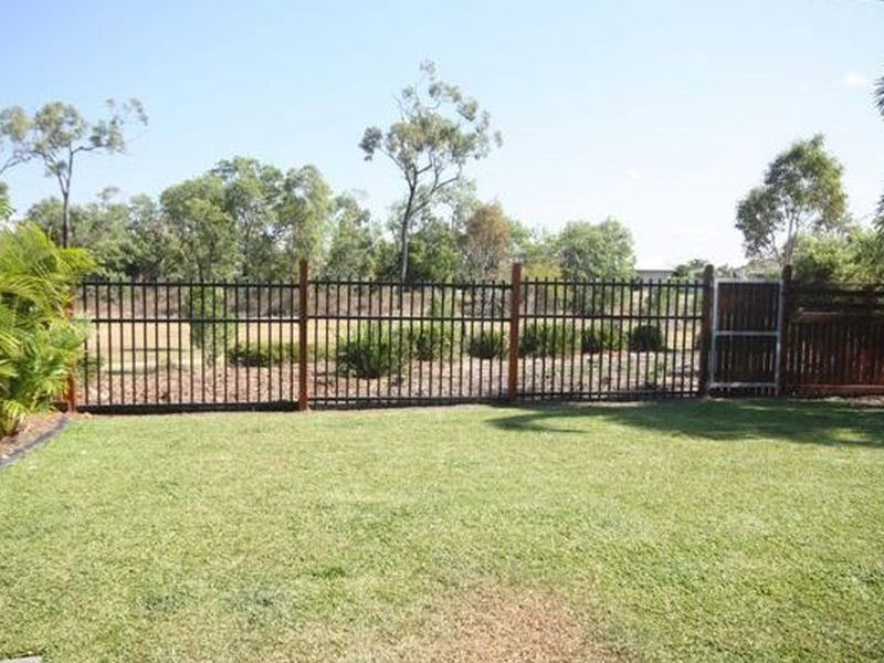 2 Panicum Close, Bohle Plains QLD 4817