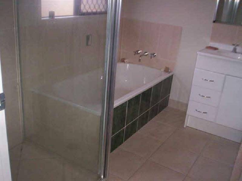 51 Pebble Lane, Kirwan QLD 4817