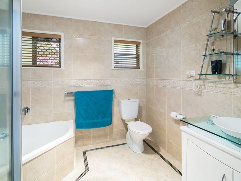 20 Laurette Avenue, Thornlands QLD 4164