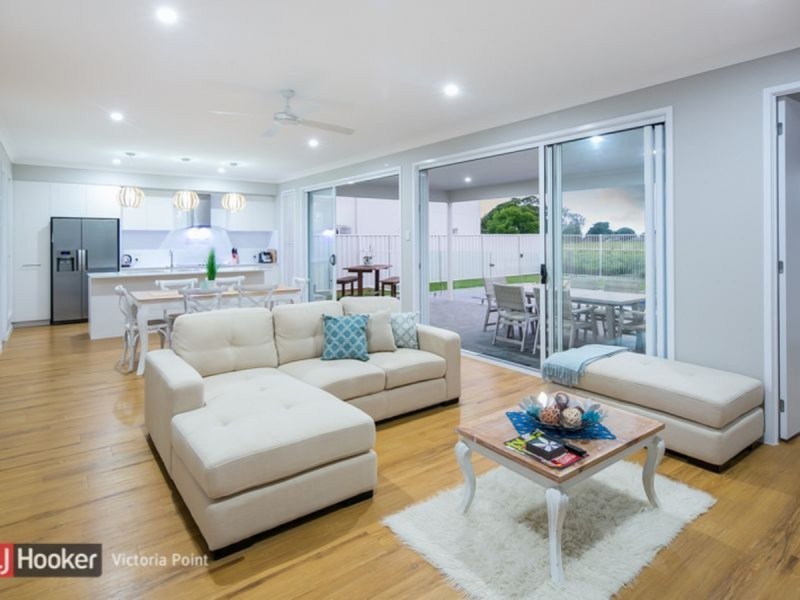 77 Waterville Drive, Thornlands QLD 4164