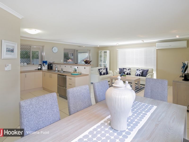 8 Gladebourne Crescent, Victoria Point QLD 4165