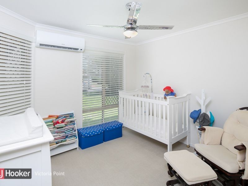 8 Gladebourne Crescent, Victoria Point QLD 4165