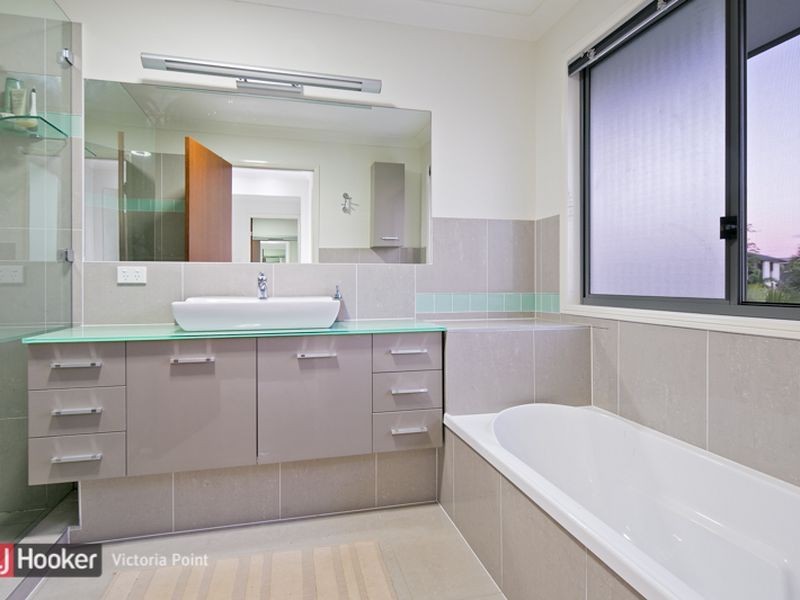 1 Sandune Place, Thornlands QLD 4164