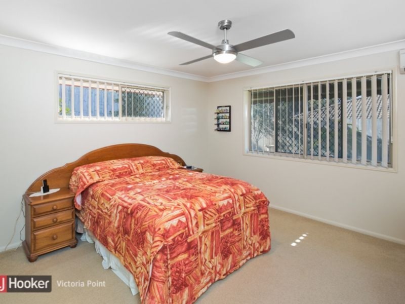 10 Scampi Place, Redland Bay QLD 4165