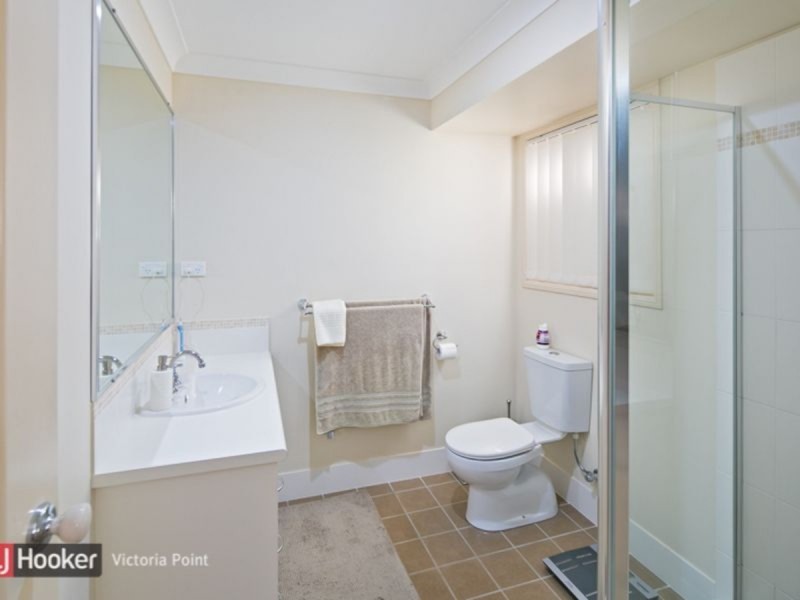 10 Scampi Place, Redland Bay QLD 4165