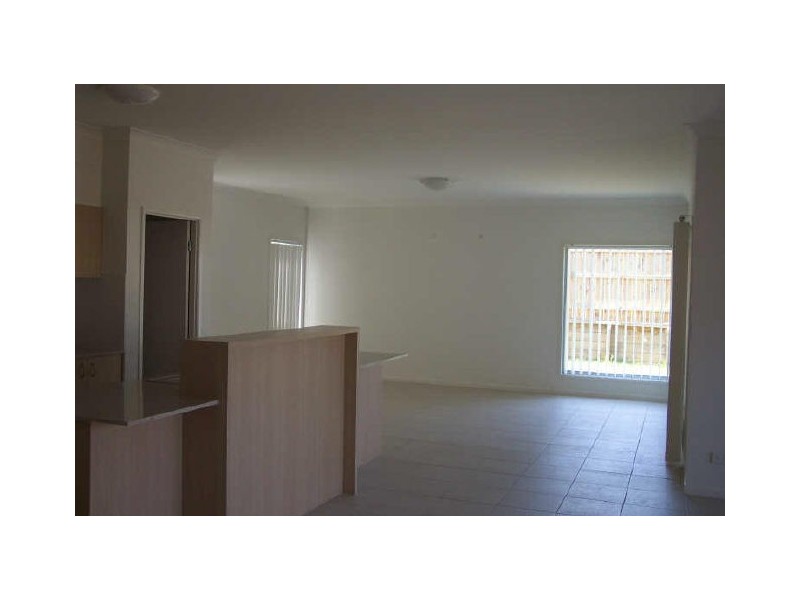 7 CYAN PLACE, Redland Bay QLD 4165