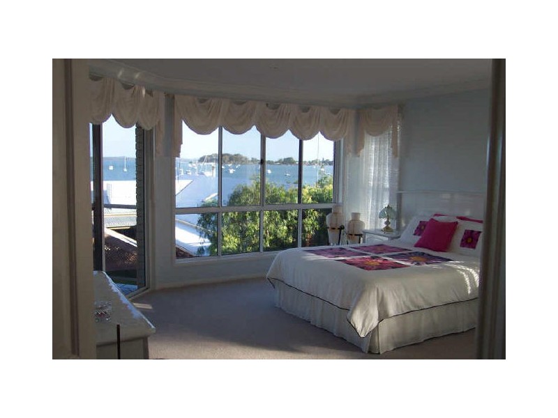 5 Norfolk Court, Victoria Point QLD 4165