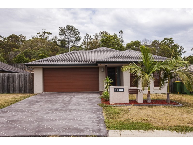 38 Penda Circuit, Victoria Point QLD 4165