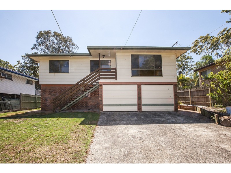 12 Magpie Street, Birkdale QLD 4159