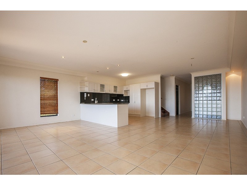 5/123 Shore Street North, Cleveland QLD 4163