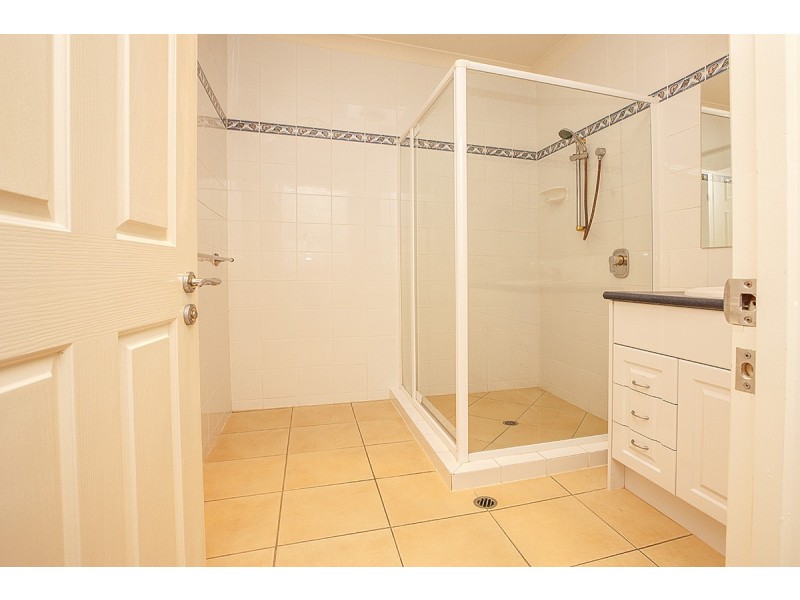 4/123 Shore Street North, Cleveland QLD 4163