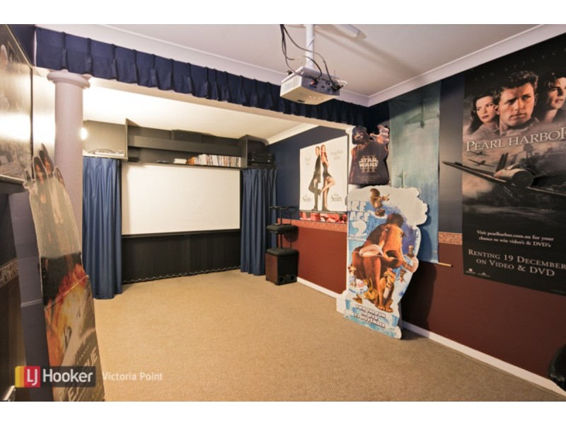 4 Carl Jung Court, Victoria Point QLD 4165