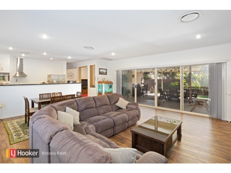 49 Sunningdale Drive, Redland Bay QLD 4165