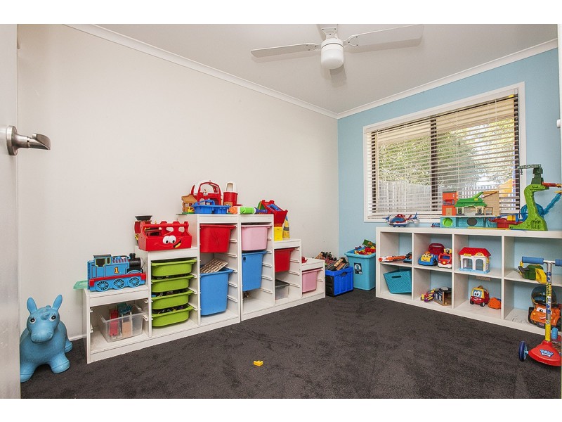 23 Magnolia Parade, Victoria Point QLD 4165