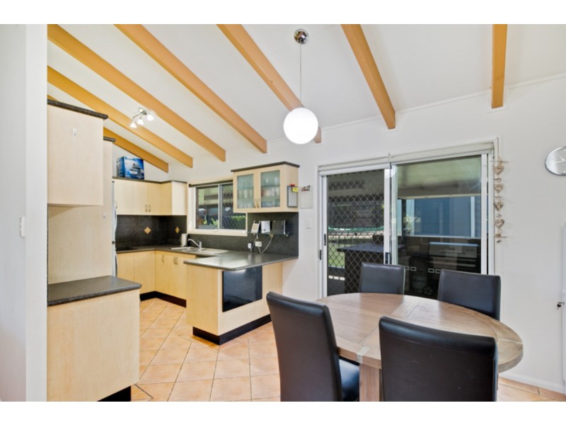 40 Wattle Street, Victoria Point QLD 4165