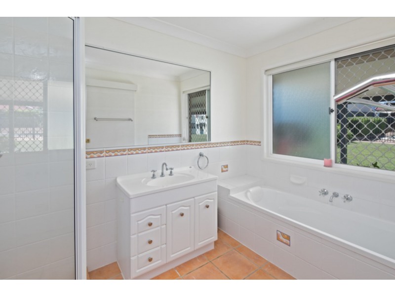 40 Wattle Street, Victoria Point QLD 4165