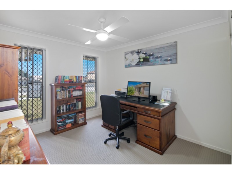 104 Bunker Road, Victoria Point QLD 4165