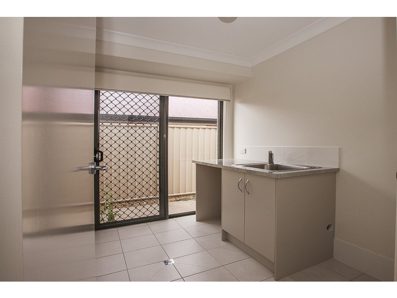 1 Selwyn Close, Victoria Point QLD 4165