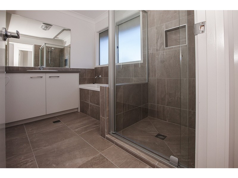 8A Alison Court, Victoria Point QLD 4165