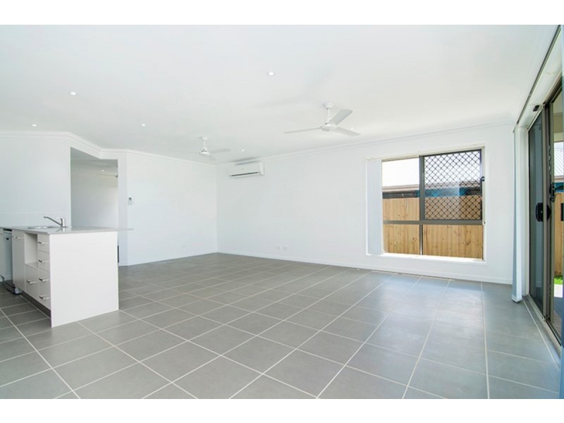 26 Maree Place, Redland Bay QLD 4165