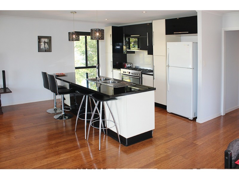 31 Colburn Avenue, Victoria Point QLD 4165