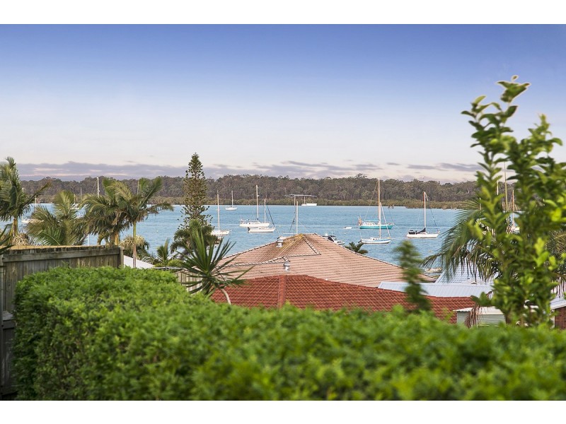 11 Orana Street, Victoria Point QLD 4165