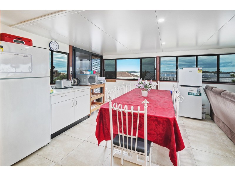 111 Point Ohalloran Road, Victoria Point QLD 4165