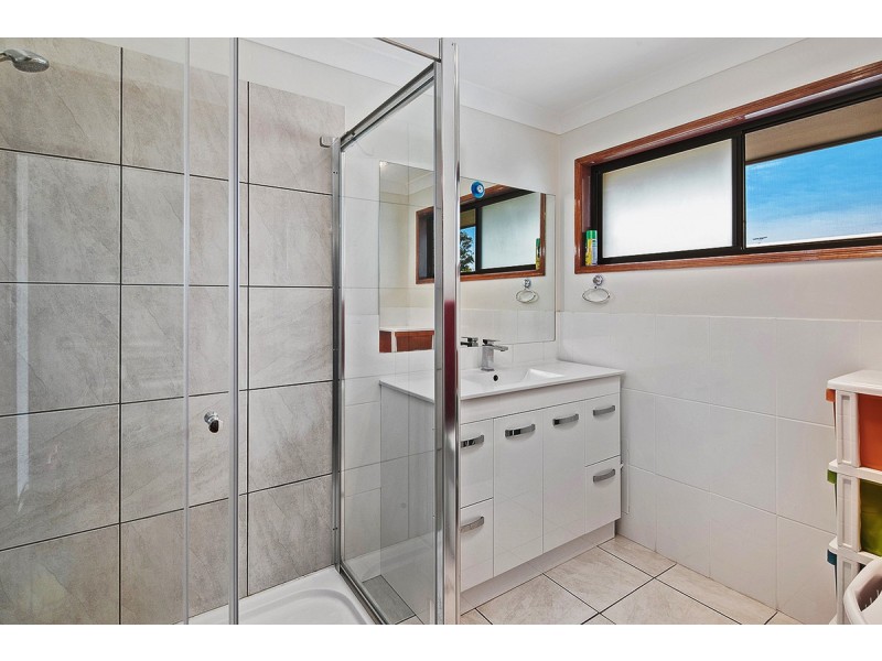 111 Point Ohalloran Road, Victoria Point QLD 4165