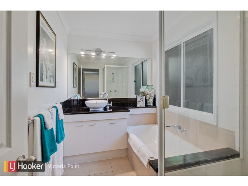 22 Strachan Road, Victoria Point QLD 4165