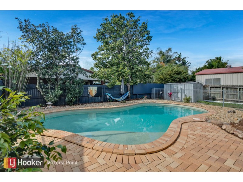 22 Strachan Road, Victoria Point QLD 4165