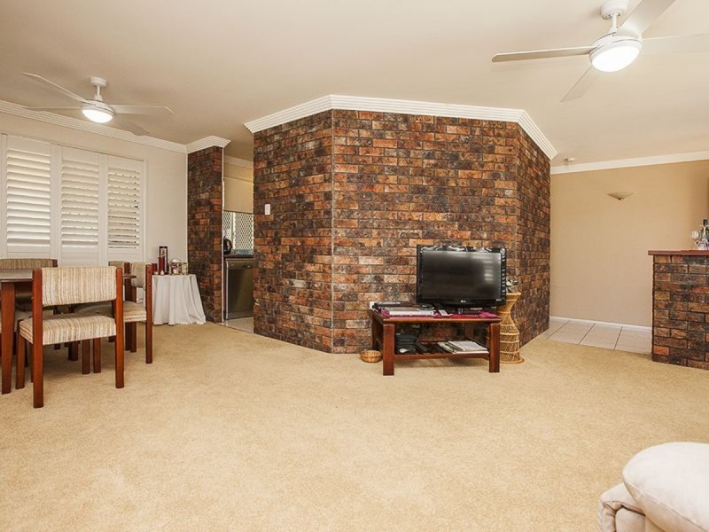 9 Bottlebrush Court, Victoria Point QLD 4165