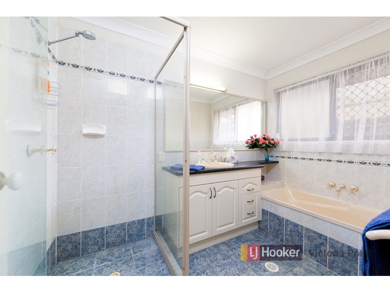 43 Seaholly Crescent, Victoria Point QLD 4165