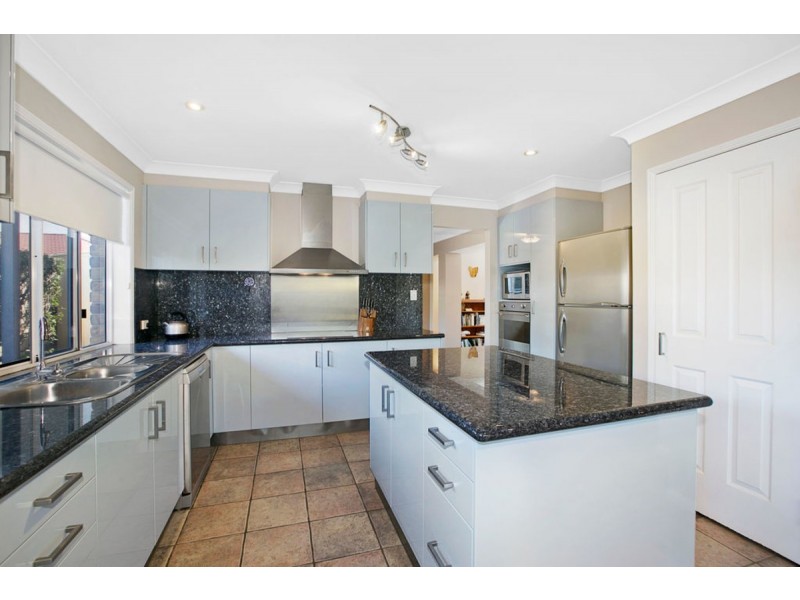 54 Pitt Street, Redland Bay QLD 4165