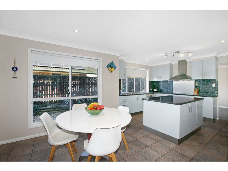 54 Pitt Street, Redland Bay QLD 4165