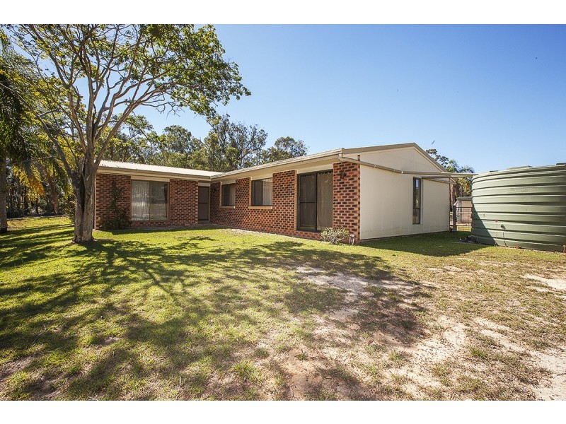 16 Rocky Passage Road, Redland Bay QLD 4165