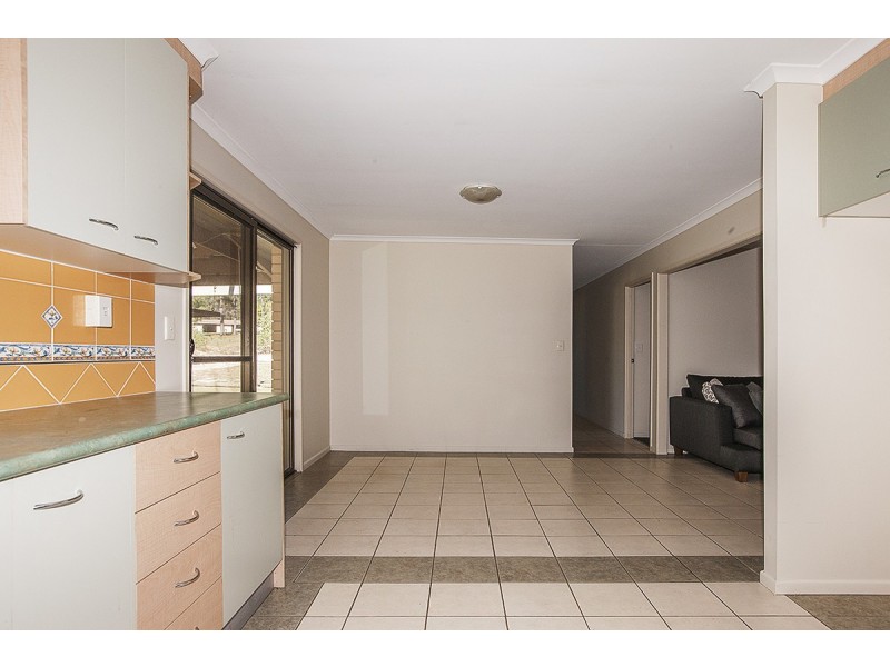 16 Rocky Passage Road, Redland Bay QLD 4165