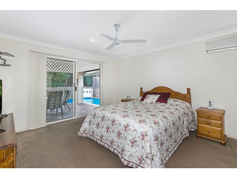 19 Daydream Street, Redland Bay QLD 4165