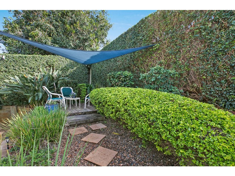 19 Daydream Street, Redland Bay QLD 4165