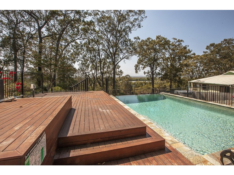 350 Esplanade via Albert Street, Redland Bay QLD 4165