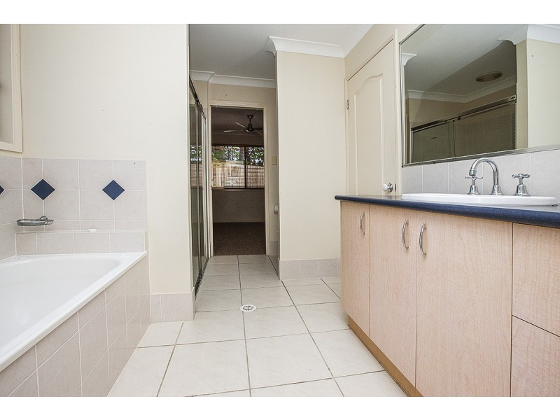 350 Esplanade via Albert Street, Redland Bay QLD 4165