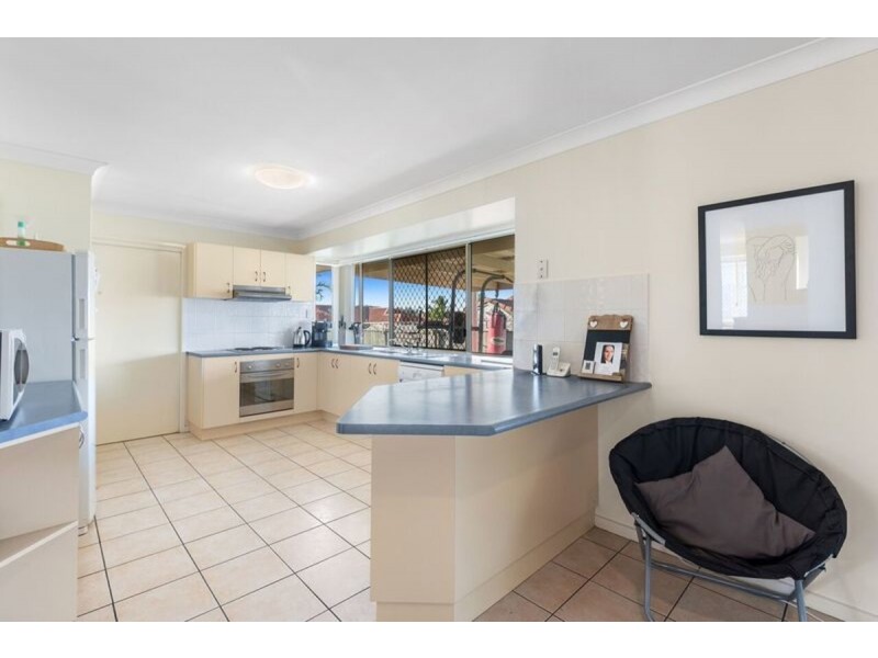 8 Fernwood Court, Victoria Point QLD 4165