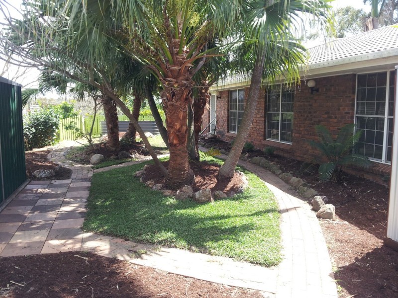 8 Chinnock Court, Alexandra Hills QLD 4161
