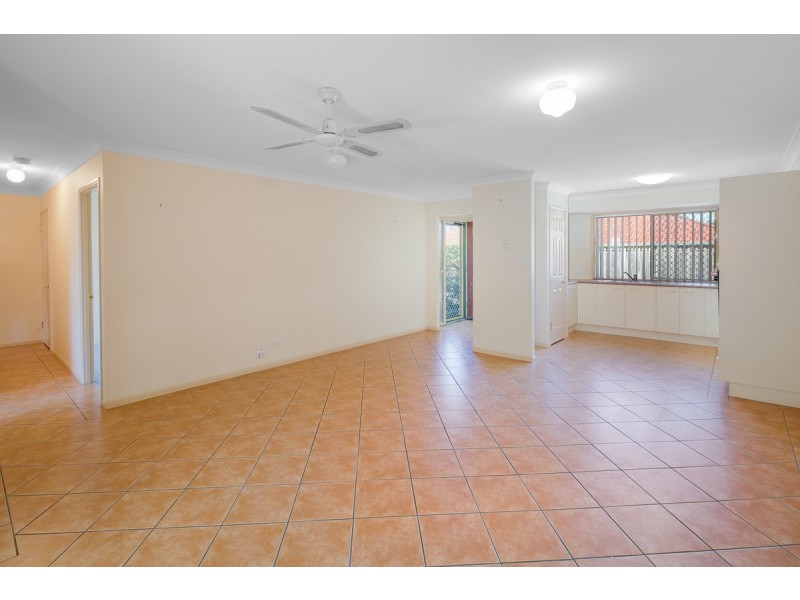 1/67 Benfer Road, Victoria Point QLD 4165