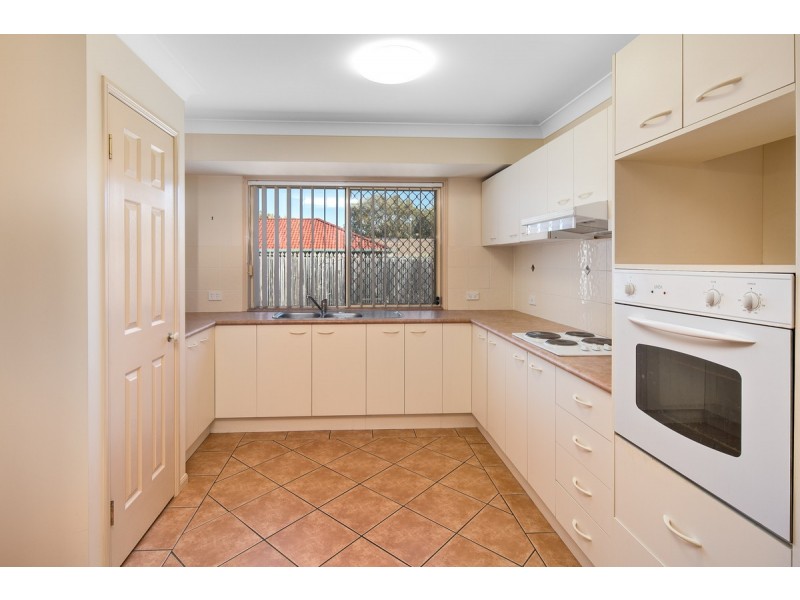 1/67 Benfer Road, Victoria Point QLD 4165