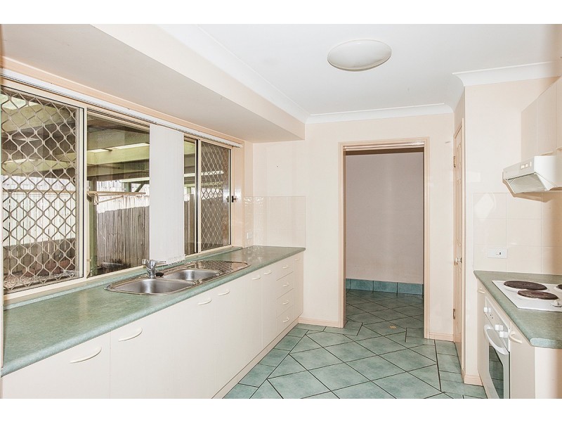 2/67 Benfer Road, Victoria Point QLD 4165