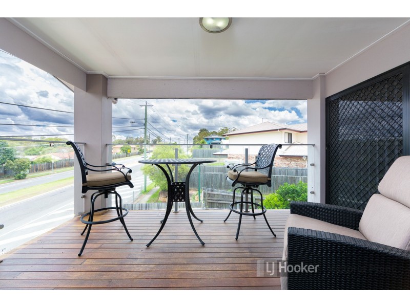 6 Hernandia Place, Mackenzie QLD 4156
